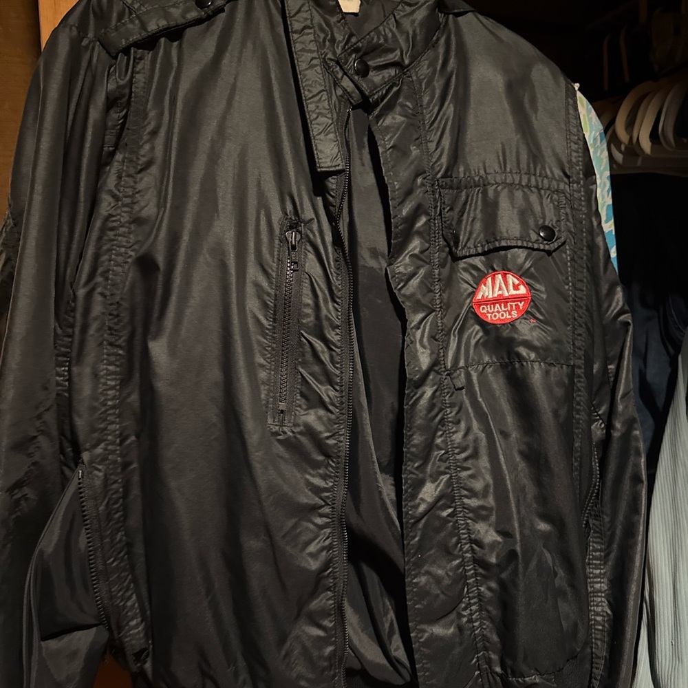 MAC Quality Men's Sleek Black Windbreaker